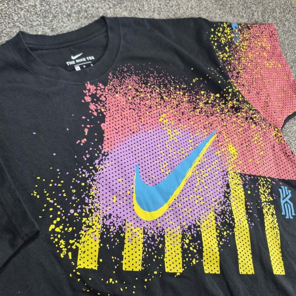 Nike Kyrie 90s Basketball T-Shirt Men's Medium Black‎ Splatter Graphic